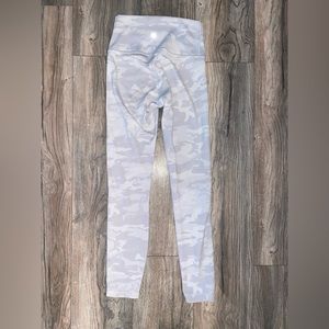 Lululemon, Ribbed material, light grey leggings with a slight hint of lavender